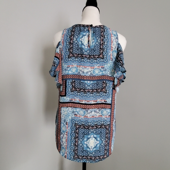 Bohemian Off the Shoulder Blouse - Picture 4 of 8